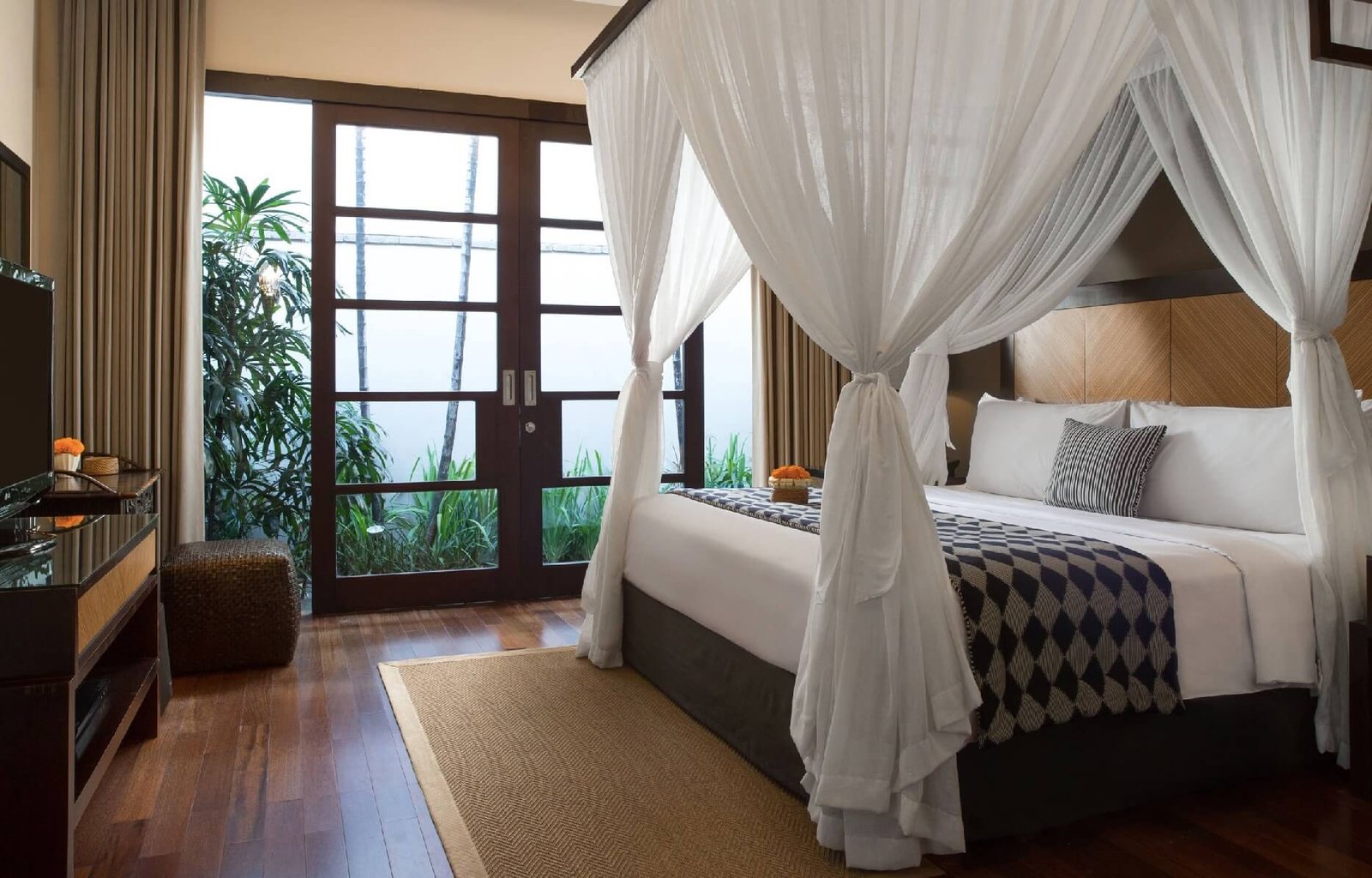 One Bedroom Deluxe Pool Villa