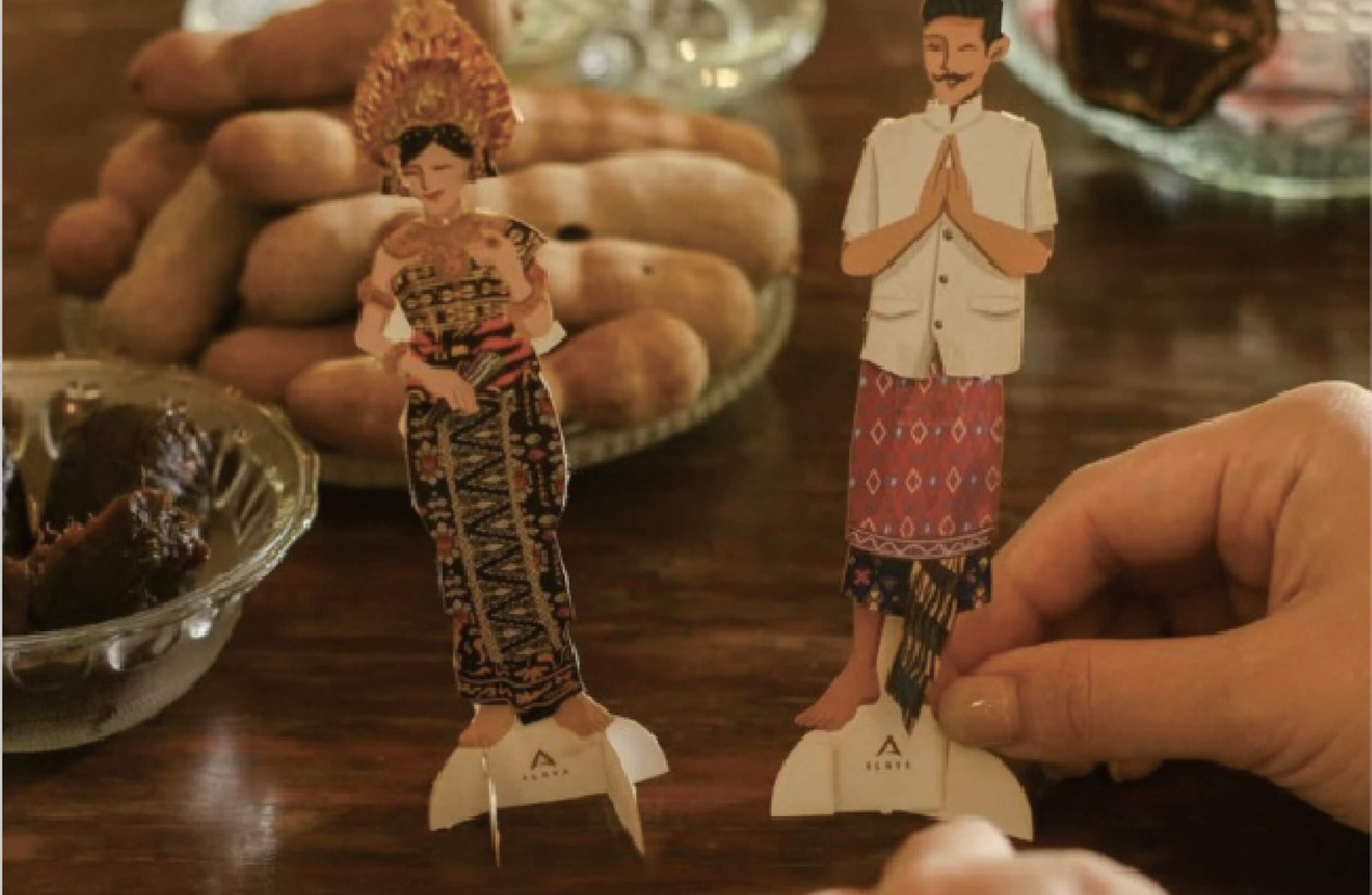 Traditional Balinese Paper Doll Making